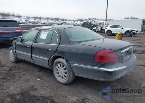 2002 Lincoln Continental z USA, uszkodzony, nr VIN 1LNHM97V22Y677113